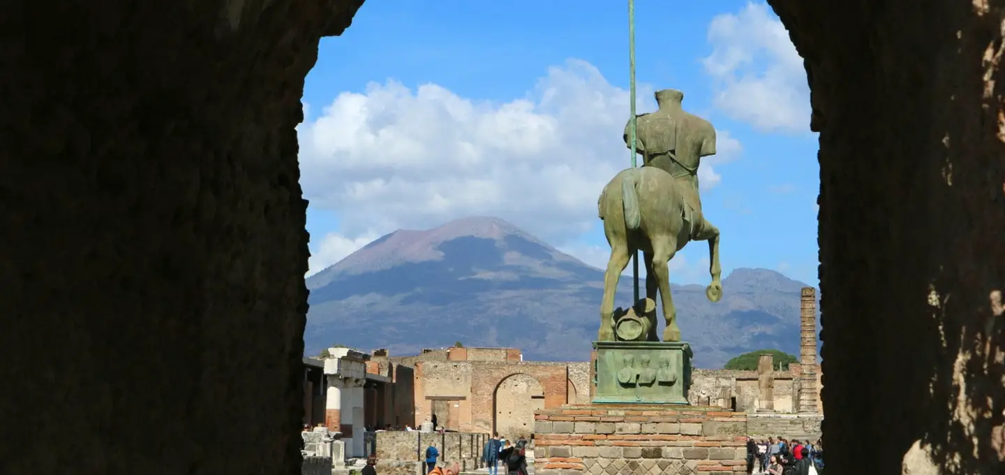 How To Visit Pompeii