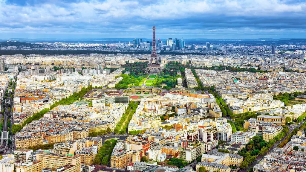 Crazy and Unusual Things to do in Paris